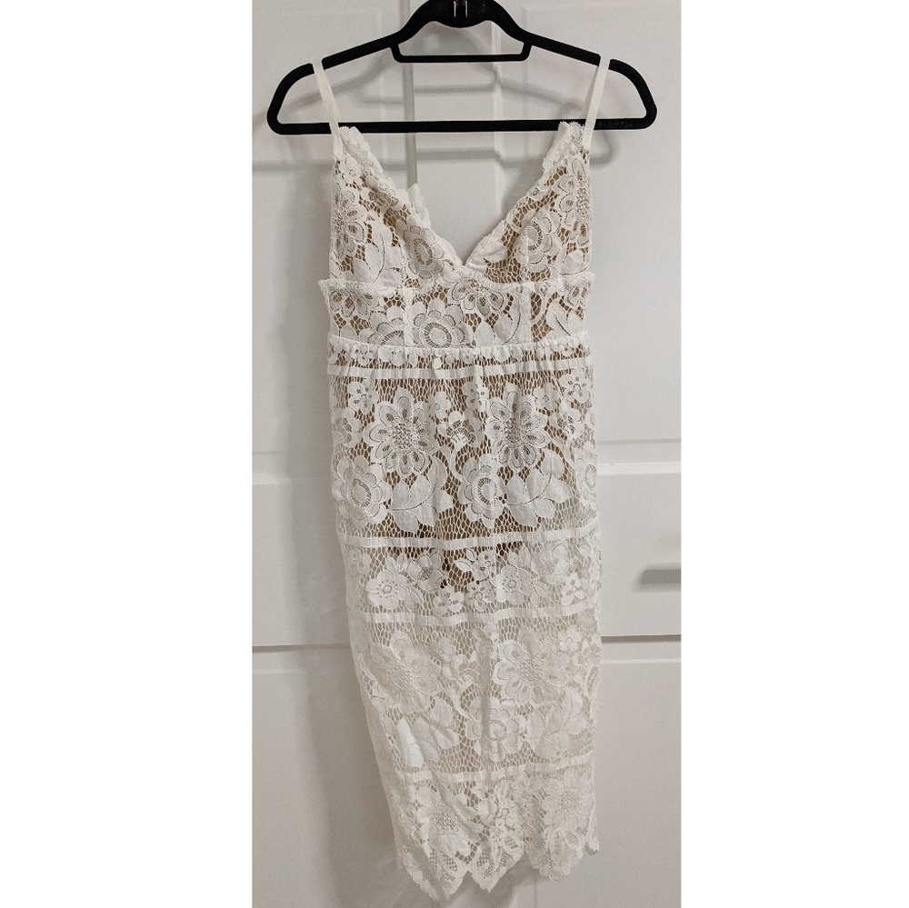 Lace dress